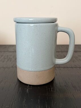Cost Plus World Market mug with lid blue speckled ceramic pastel coffee tea
